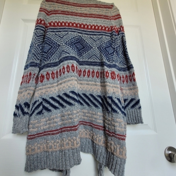 American Eagle Outfitters Aztec Fringed Women's Cardigan Sweater Small - Picture 6 of 15